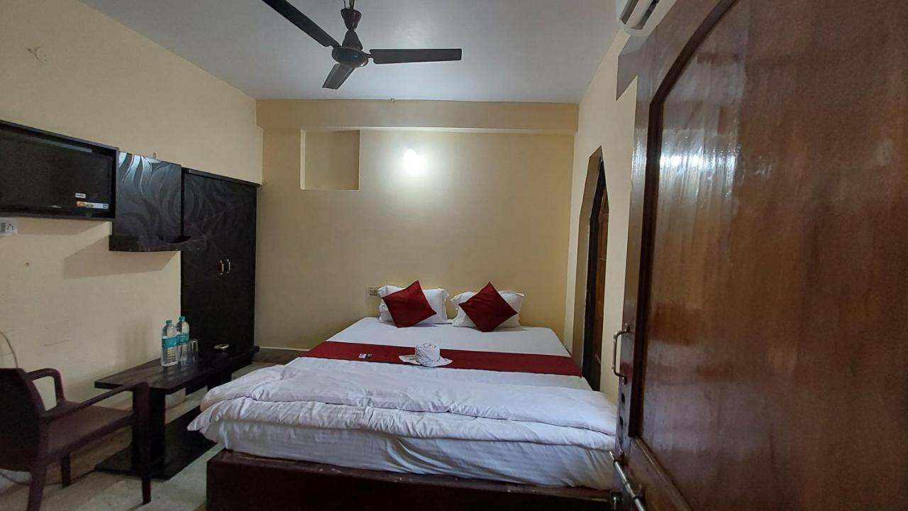 Goroomgo Ashok Royal গোরুমগো অশোক রয়েল পুরী- Near-sea Beach-and-temple, Fully-air-conditioned-hotel With-wifi-parking-facility-card Payment Acceptable - Book Now