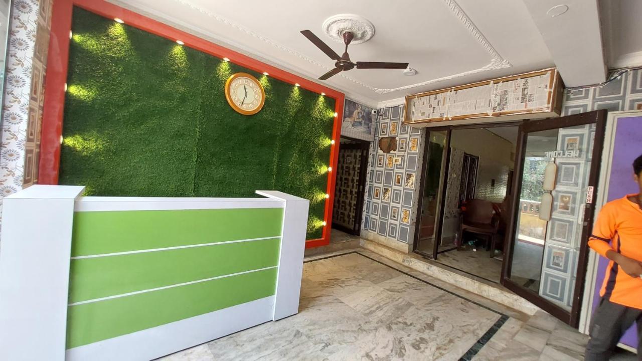 Hotel Goroomgo Ashok Royal গোরুমগো অশোক রয়েল পুরী- Near-sea Beach-and-temple, Fully-air-conditioned-hotel With-wifi-parking-facility-card Payment Acceptable - Book Now Puri