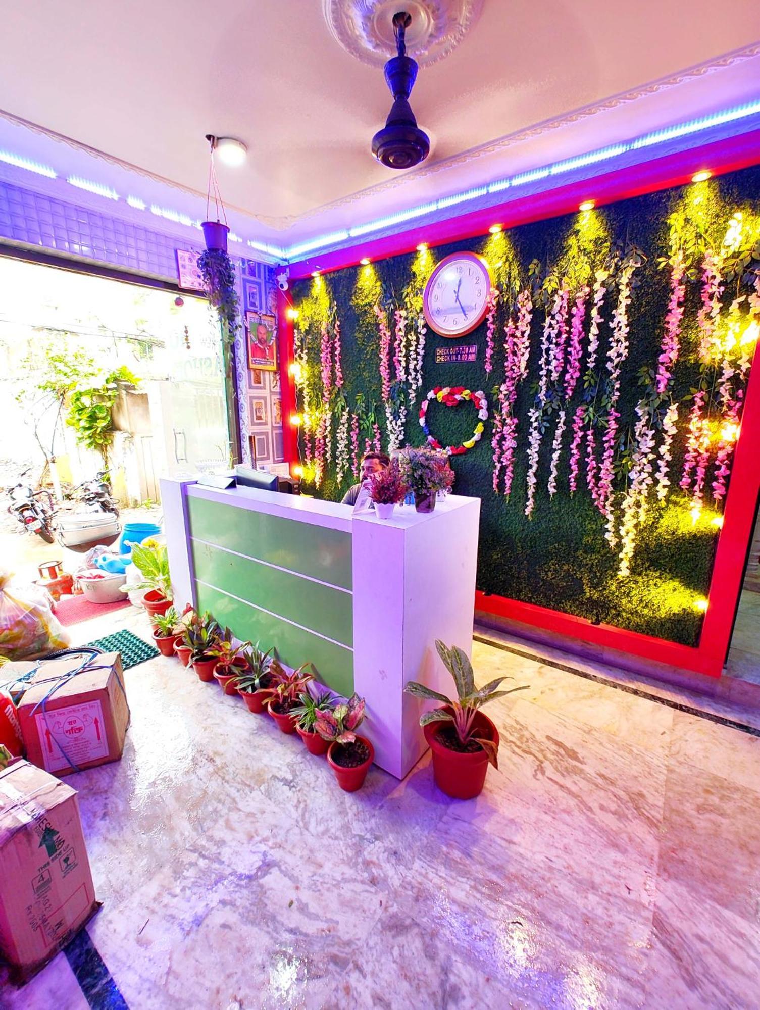 Goroomgo Ashok Royal গোরুমগো অশোক রয়েল পুরী- Near-sea Beach-and-temple, Fully-air-conditioned-hotel With-wifi-parking-facility-card Payment Acceptable - Book Now