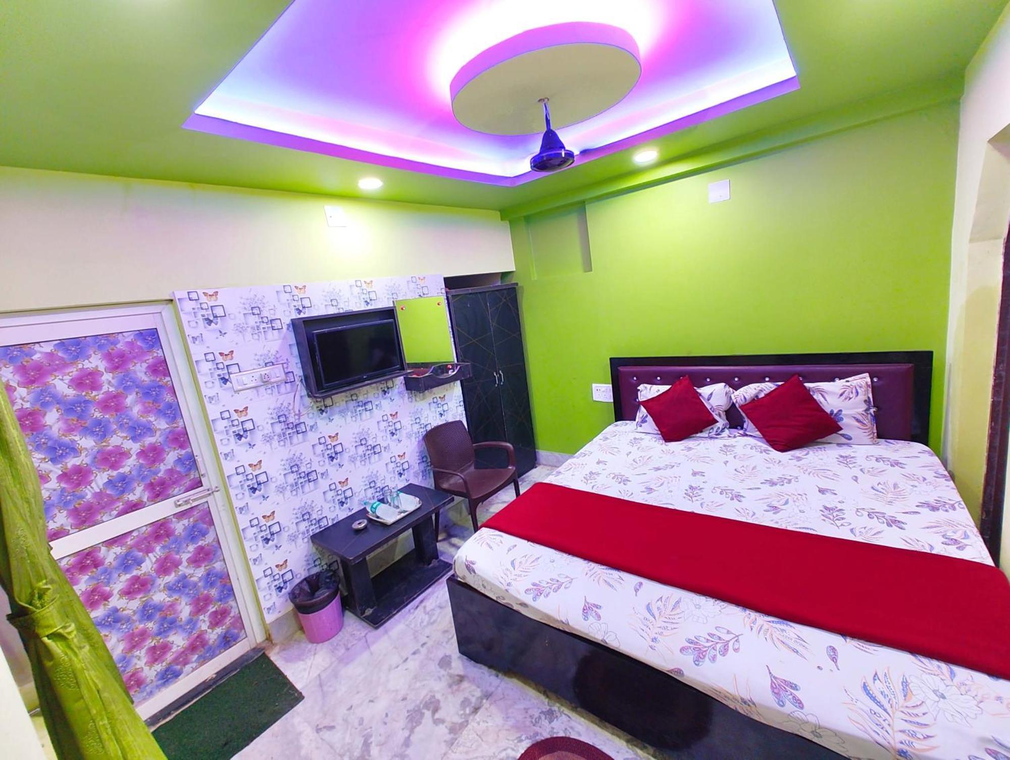 Hotel Goroomgo Ashok Royal গোরুমগো অশোক রয়েল পুরী- Near-sea Beach-and-temple, Fully-air-conditioned-hotel With-wifi-parking-facility-card Payment Acceptable - Book Now