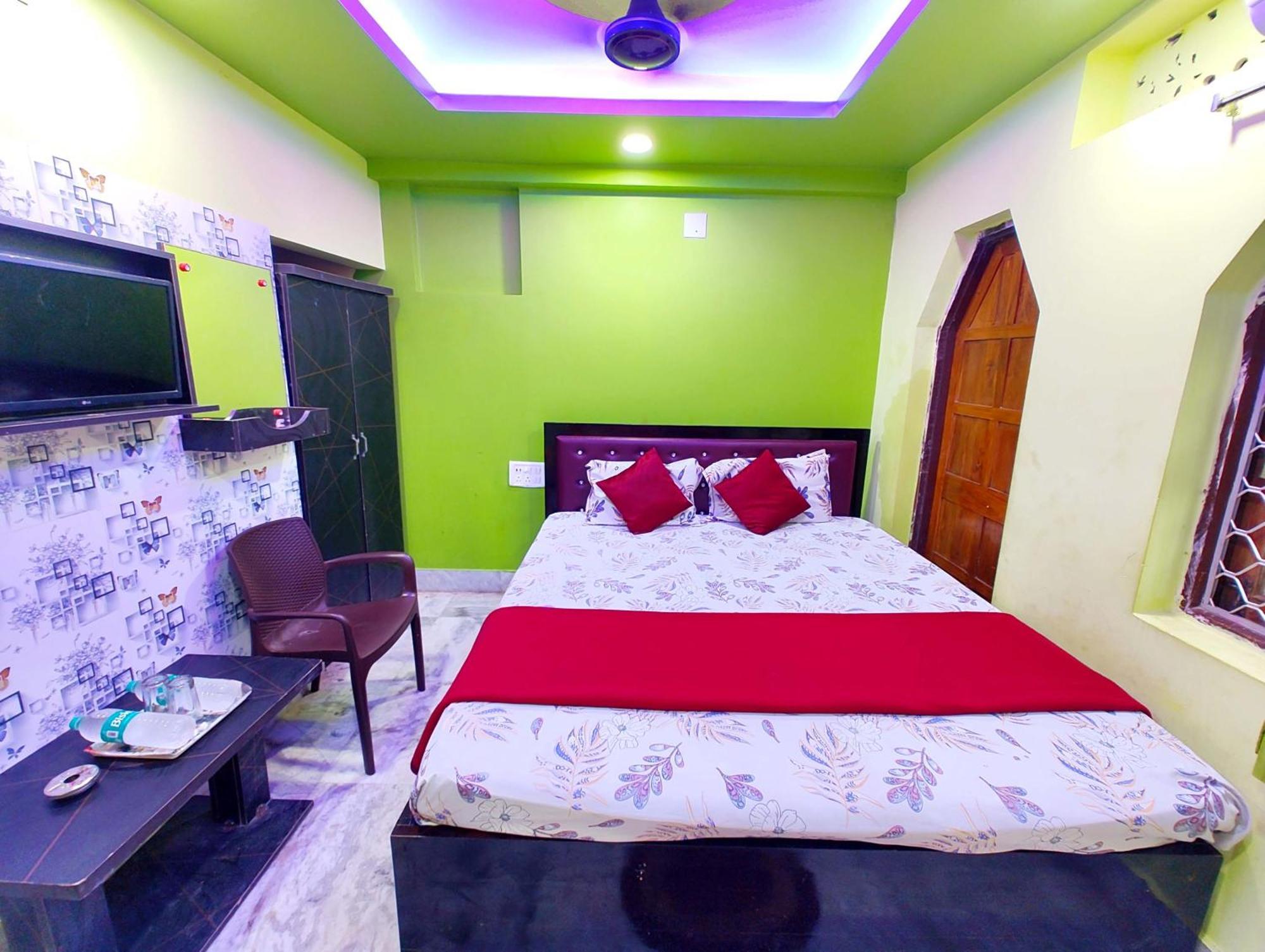 Hotel Goroomgo Ashok Royal গোরুমগো অশোক রয়েল পুরী- Near-sea Beach-and-temple, Fully-air-conditioned-hotel With-wifi-parking-facility-card Payment Acceptable - Book Now Puri