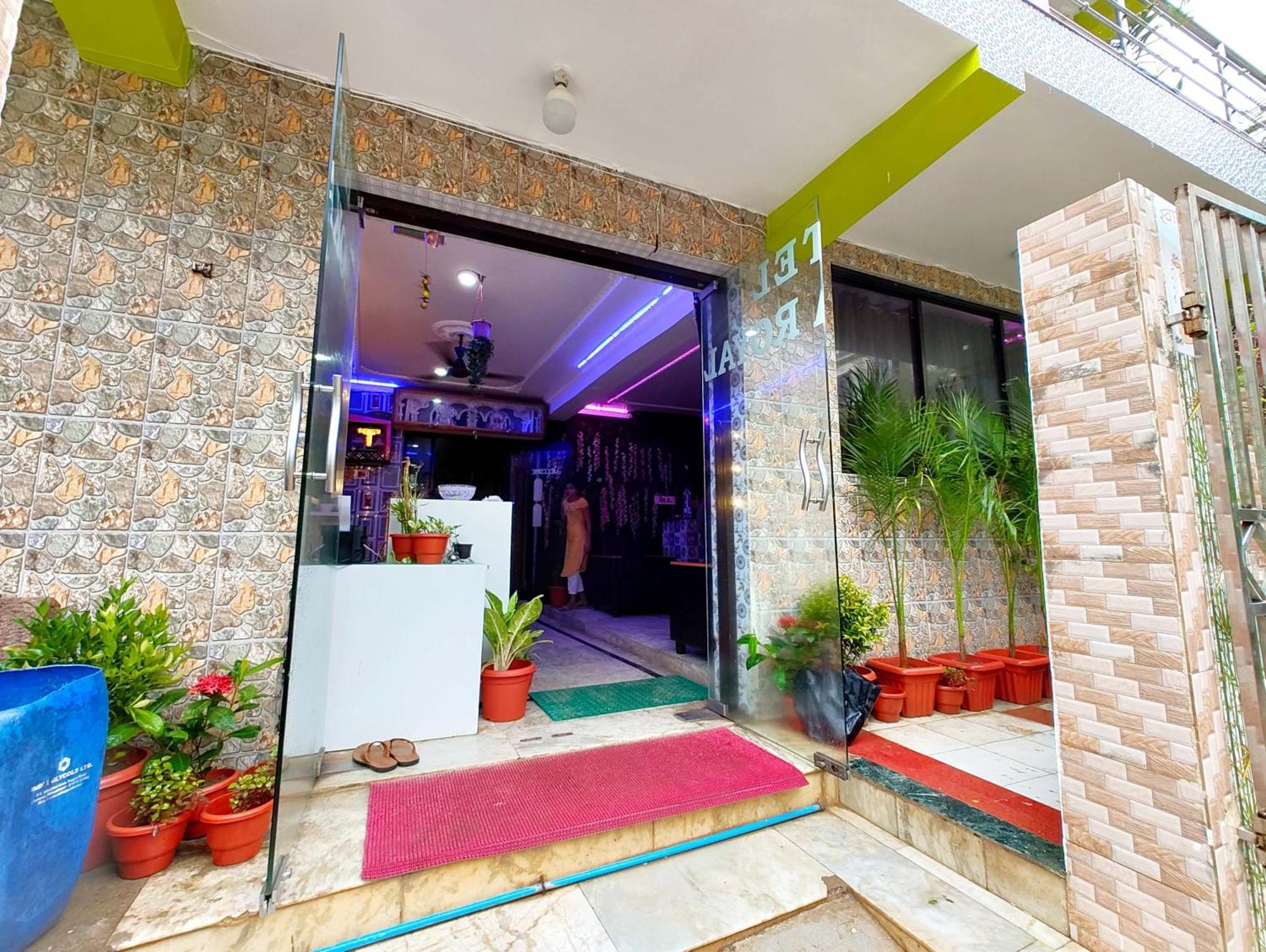 Hotel Goroomgo Ashok Royal গোরুমগো অশোক রয়েল পুরী- Near-sea Beach-and-temple, Fully-air-conditioned-hotel With-wifi-parking-facility-card Payment Acceptable - Book Now